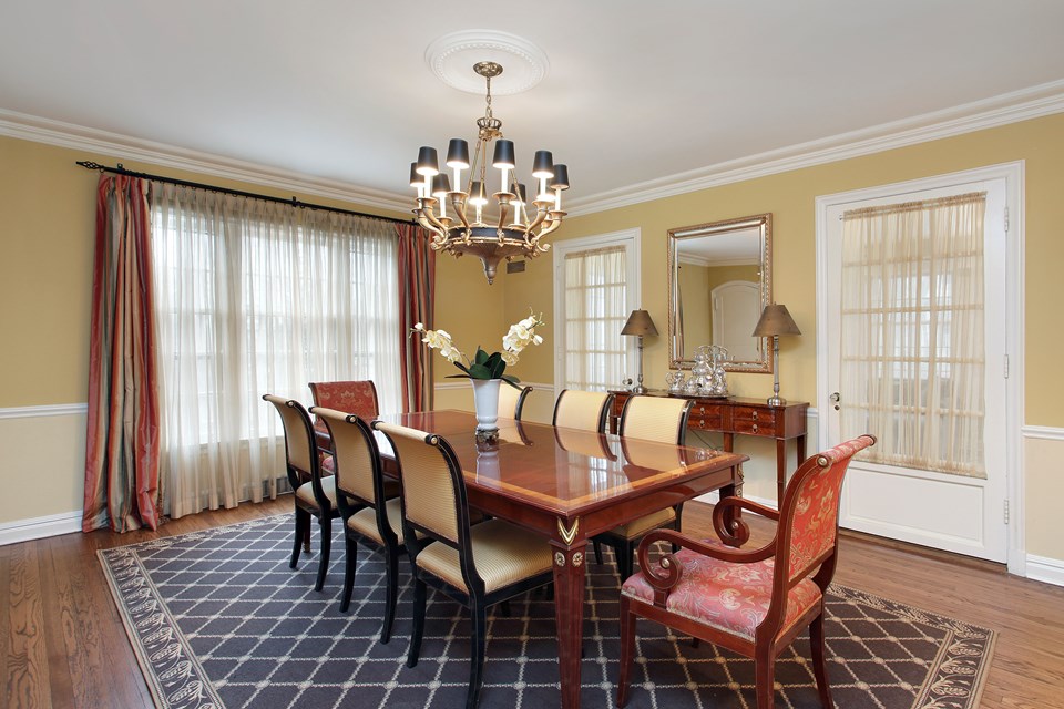 the dining room comfortably seats eight!
